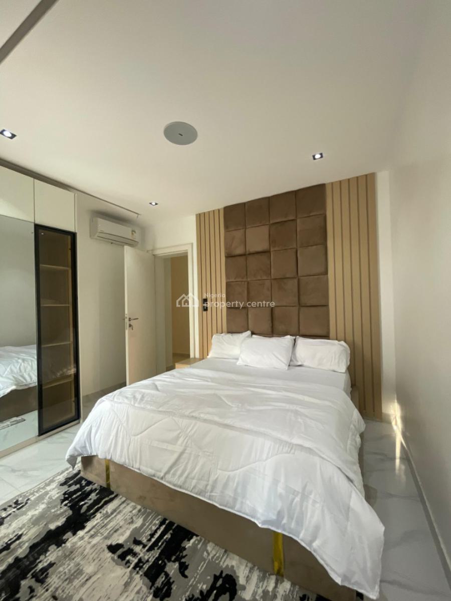 Elegantly Furnished 2 Bedroom Apartment with Gym, Pool & Elevator, Lekki Phase 1, Lekki, Lagos, Flat / Apartment for Sale