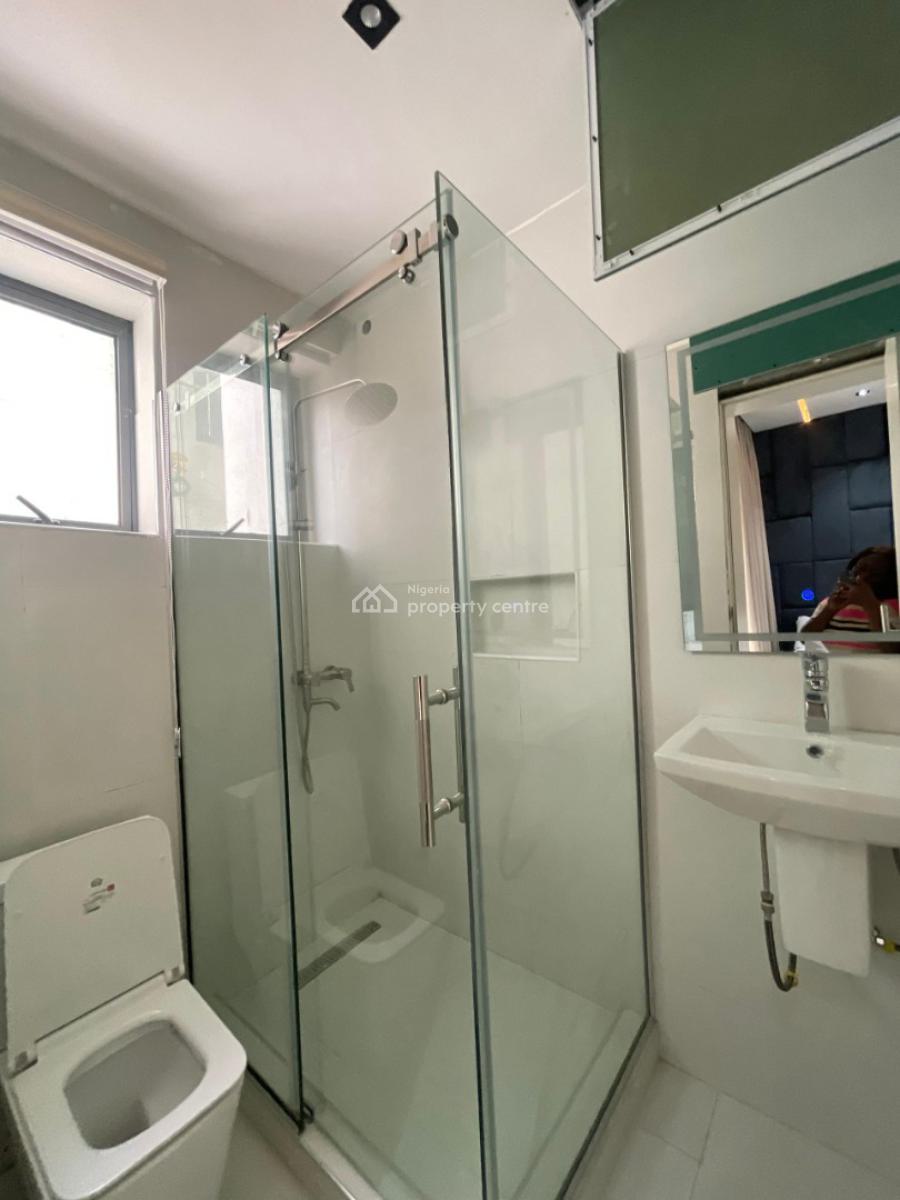 Elegantly Furnished 2 Bedroom Apartment with Gym, Pool & Elevator, Lekki Phase 1, Lekki, Lagos, Flat / Apartment for Sale