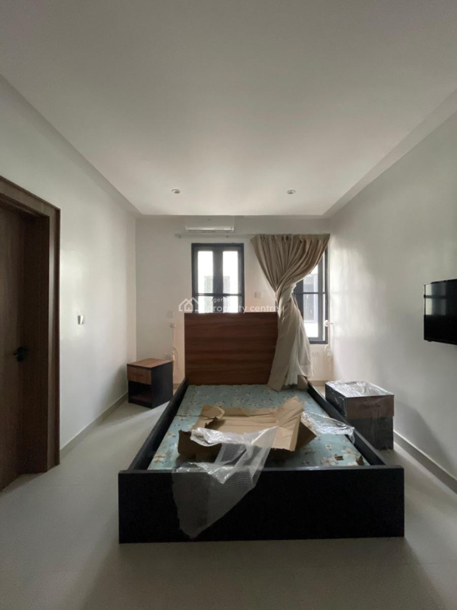 Fully Fitted 4 Bedroom Terraced Duplex in a Prime Location, Lekki Phase 1, Lekki, Lagos, Terraced Duplex for Sale
