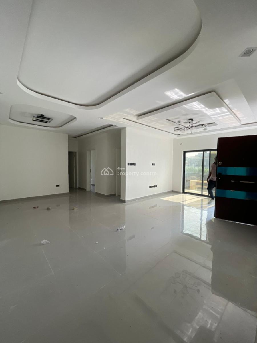 Affordable 2 Bedroom Apartment with Pool Suitable for Investment, Lekki Phase 1, Lekki, Lagos, Flat / Apartment for Sale