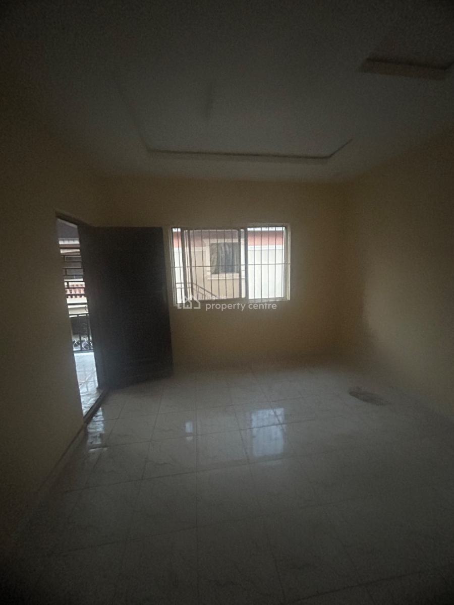 Mini Flat, Arida Bus Stop., Ikotun, Lagos, Mini Flat (room and Parlour) for Rent