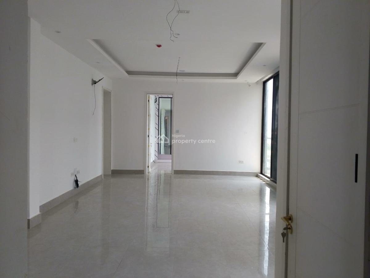 3 Bedroom Apartment with Gym, Swimming Pool and Boys Quarters, Lekki Phase 1, Lekki, Lagos, Flat / Apartment for Rent