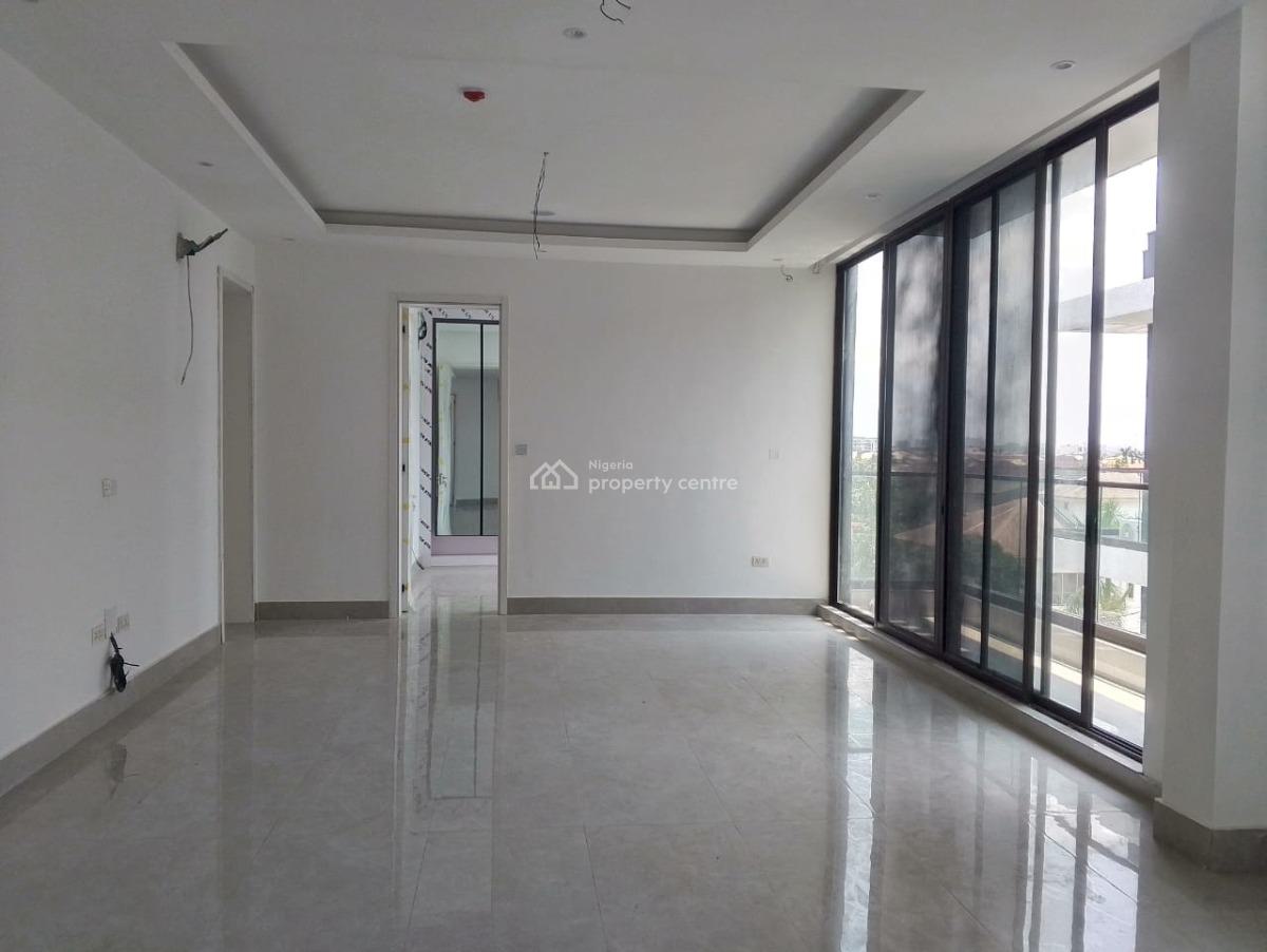 3 Bedroom Apartment with Gym, Swimming Pool and Boys Quarters, Lekki Phase 1, Lekki, Lagos, Flat / Apartment for Rent