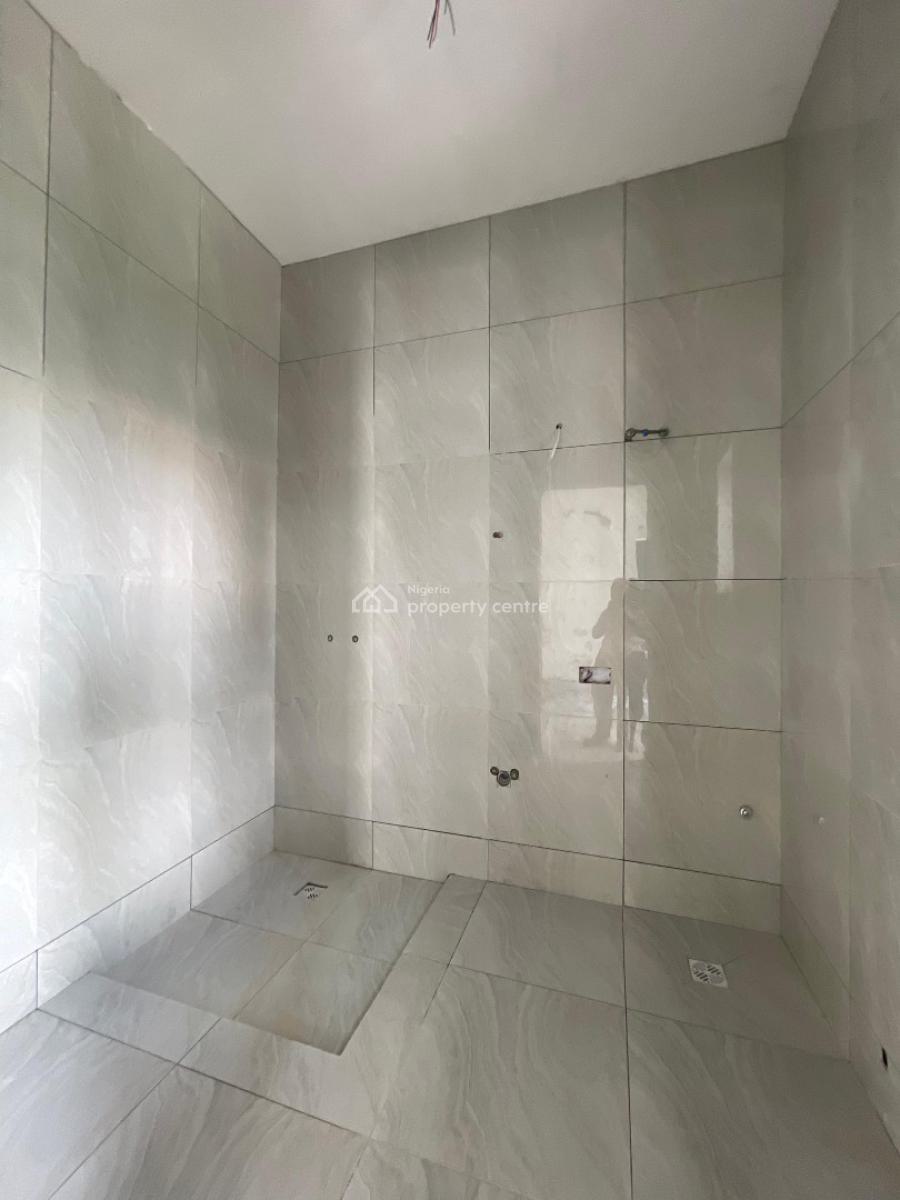 Exclusive 4 Bedrooms Semi Detached Duplex with Bq in an Exclusive Location, Lekki Phase 1, Lekki, Lagos, Semi-detached Duplex for Sale