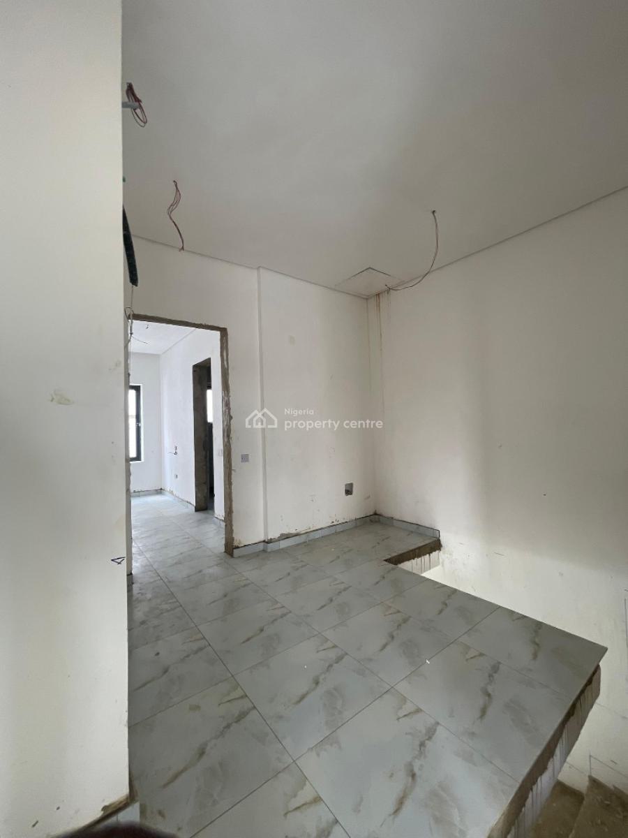 Exclusive 4 Bedrooms Semi Detached Duplex with Bq in an Exclusive Location, Lekki Phase 1, Lekki, Lagos, Semi-detached Duplex for Sale