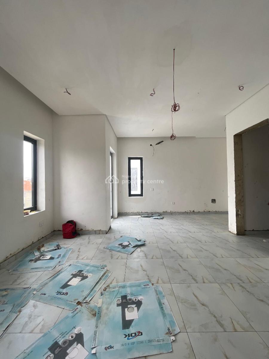 Exclusive 4 Bedrooms Semi Detached Duplex with Bq in an Exclusive Location, Lekki Phase 1, Lekki, Lagos, Semi-detached Duplex for Sale