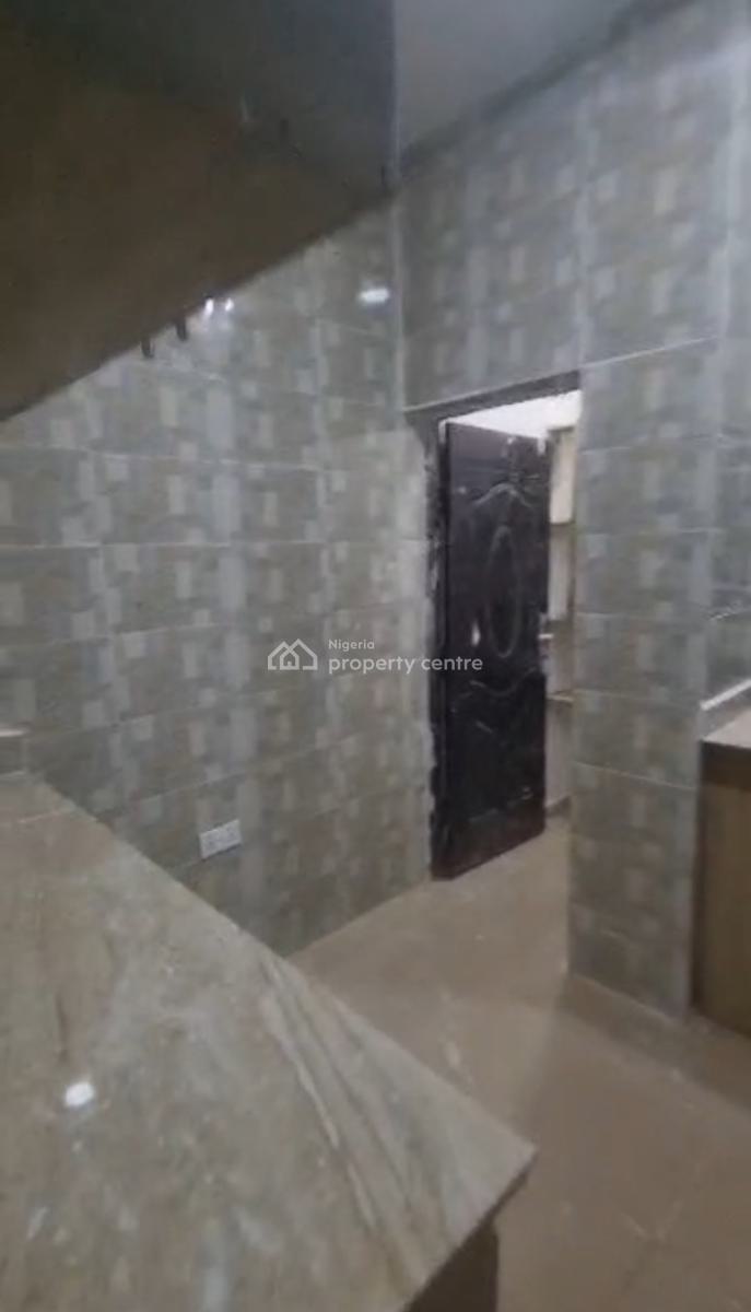 Renovated 2 Bedroom Flat, Ground Floor, Area 3, Garki, Abuja, Flat / Apartment for Rent