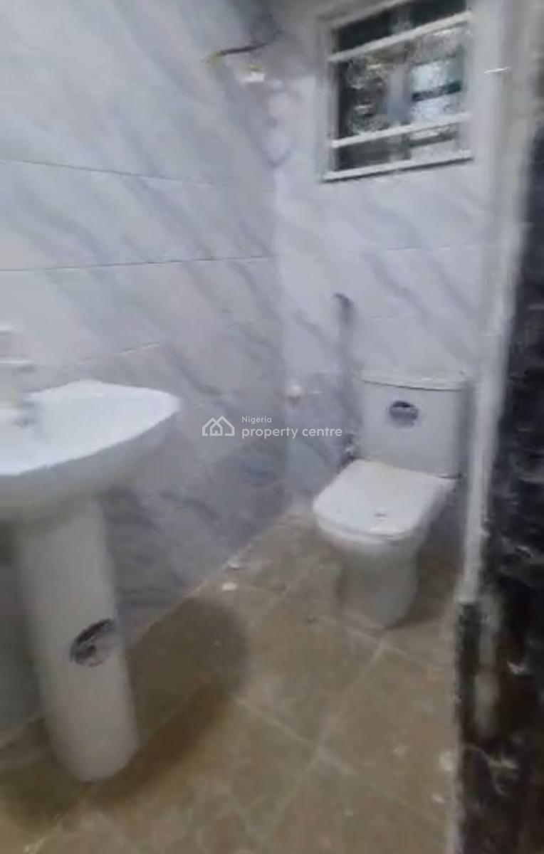 Renovated 2 Bedroom Flat, Ground Floor, Area 3, Garki, Abuja, Flat / Apartment for Rent