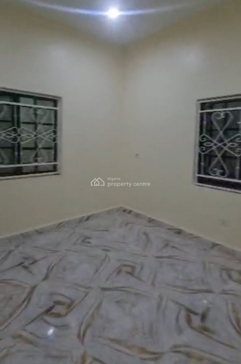 Renovated 2 Bedroom Flat, Ground Floor, Area 3, Garki, Abuja, Flat / Apartment for Rent