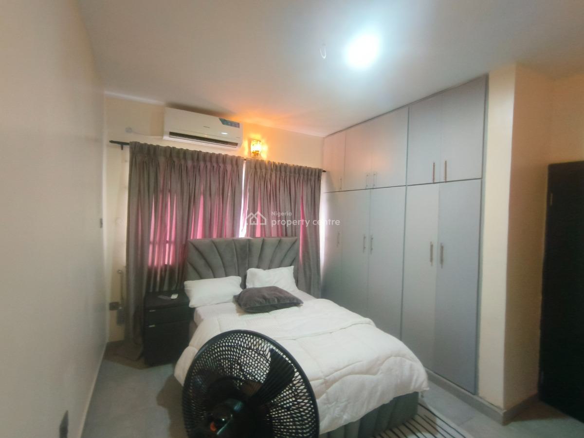 Luxury 3 Bedroom Fully Furnished Apartment with Excellent Facilities, No 10 Siyanbola Close Akora Estate, Adeniyi Jones, Ikeja, Lagos, Flat / Apartment for Rent