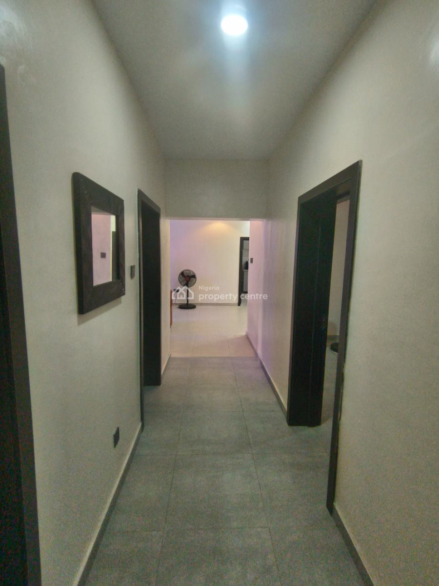 Luxury 3 Bedroom Fully Furnished Apartment with Excellent Facilities, No 10 Siyanbola Close Akora Estate, Adeniyi Jones, Ikeja, Lagos, Flat / Apartment for Rent