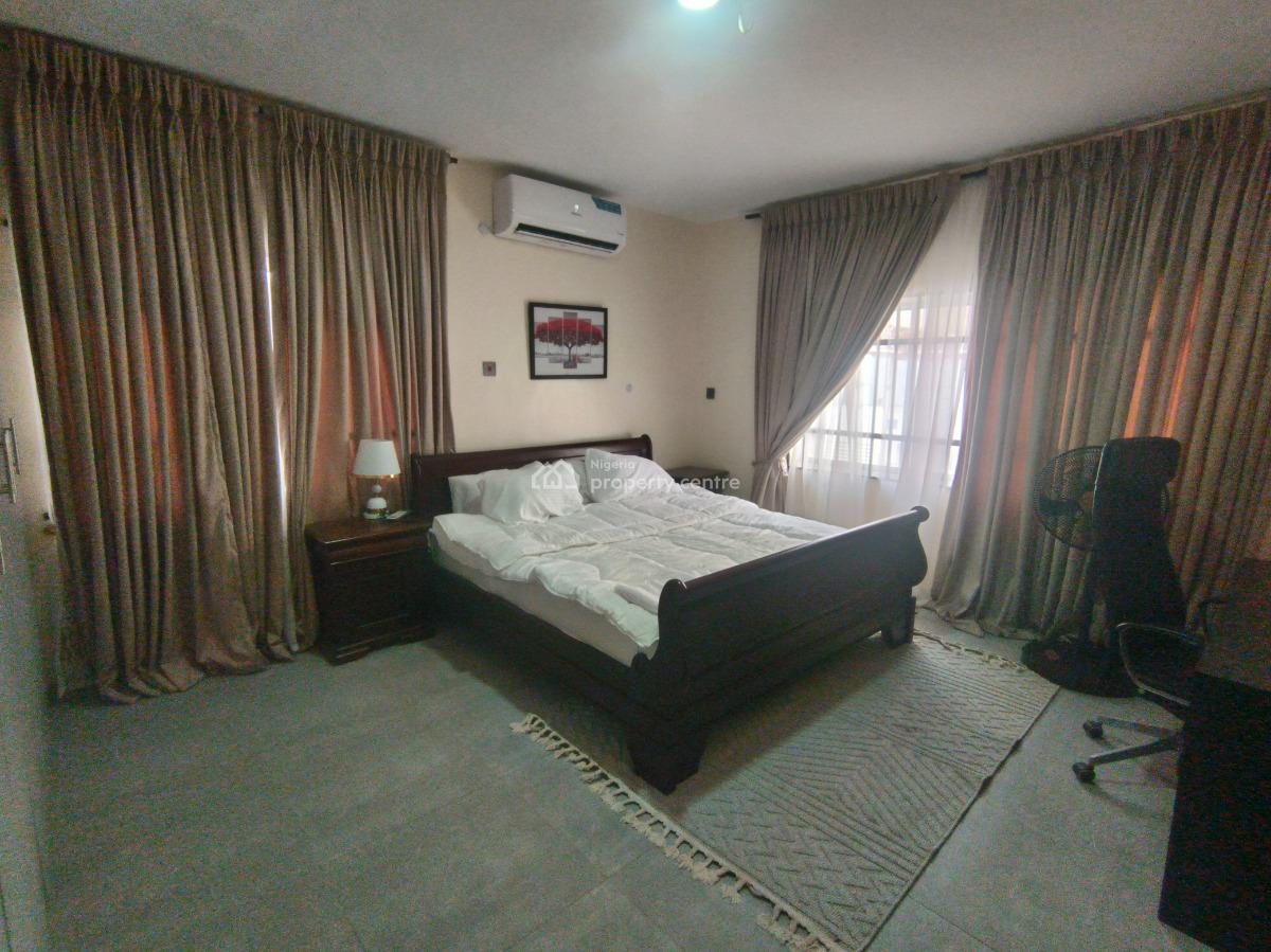 Luxury 3 Bedroom Fully Furnished Apartment with Excellent Facilities, No 10 Siyanbola Close Akora Estate, Adeniyi Jones, Ikeja, Lagos, Flat / Apartment for Rent