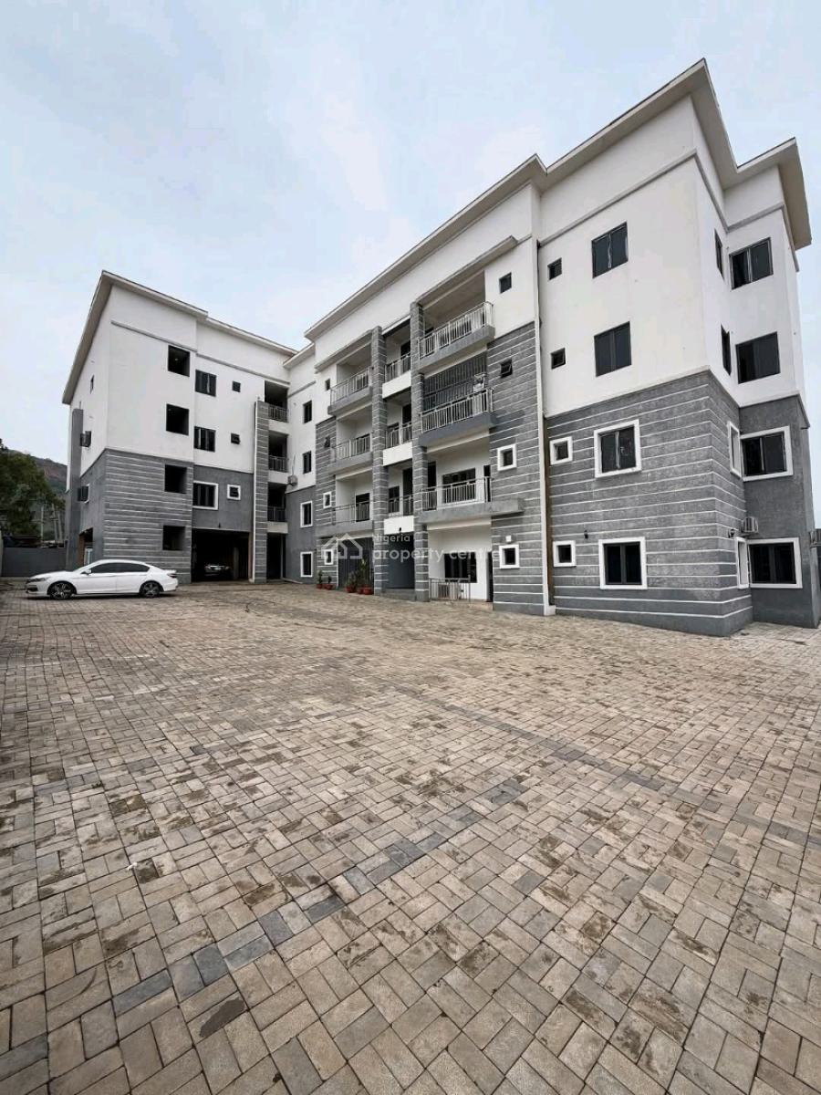 3 Bedroom Apartment with Bq and a Dining Area., Katampe (main), Katampe, Abuja, Flat / Apartment for Rent