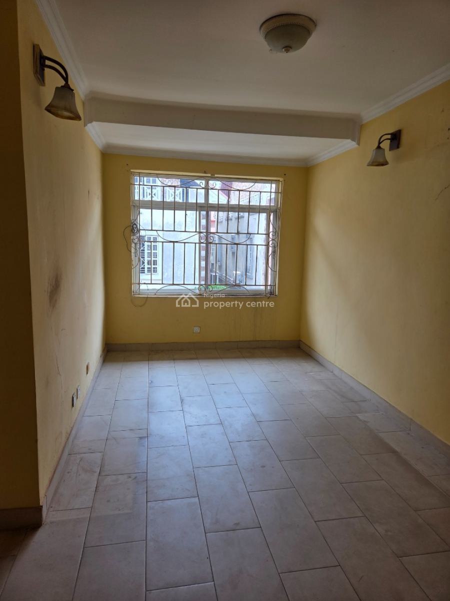 a Well Maintained 5 Bedroom Semi-detached Duplex with a Room Bq, Lekki Phase 1, Lekki, Lagos, Semi-detached Duplex for Rent