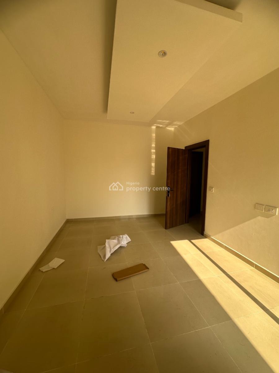 3 Bedroom Flat Available, Off Ajose, Victoria Island (vi), Lagos, Flat / Apartment for Rent