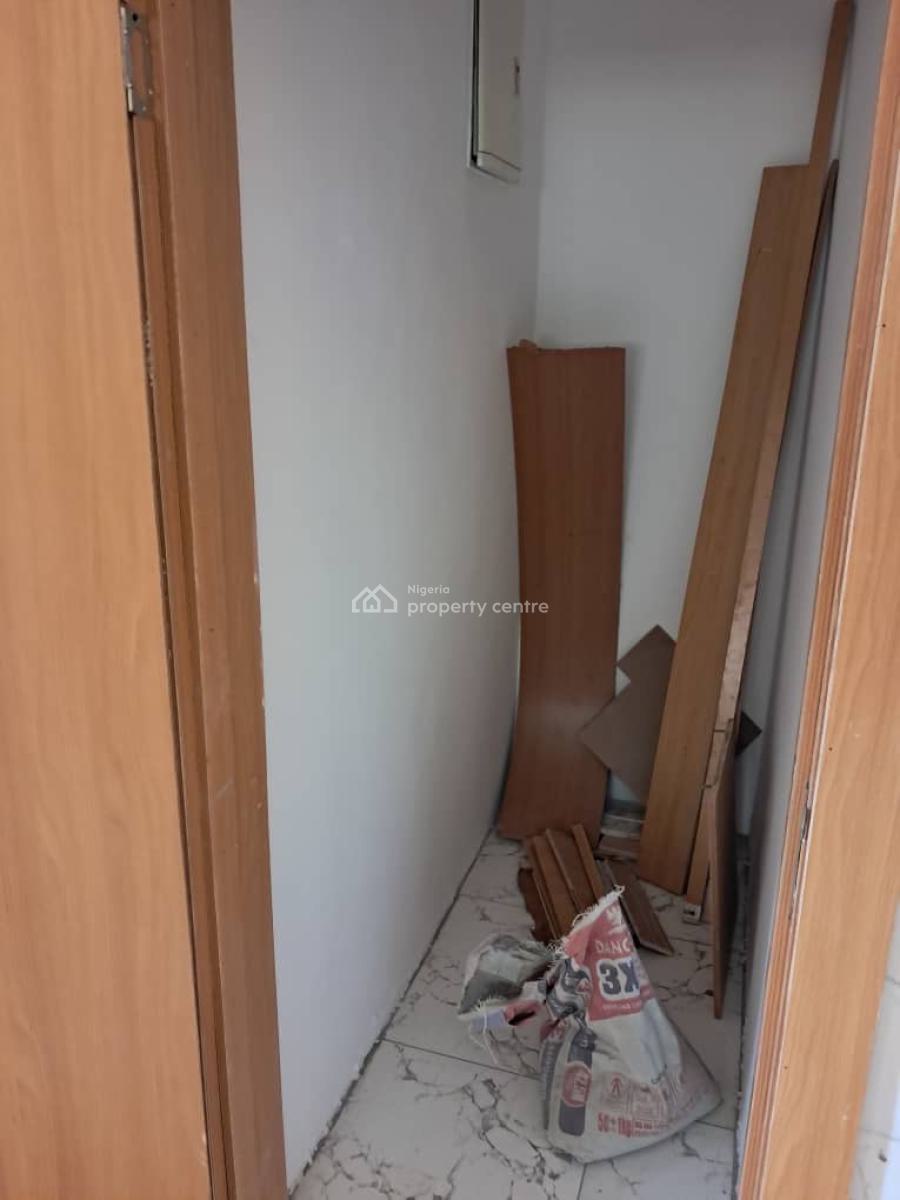 5 Bedroom Detached House with Bq, Pecaeville Estate, Idado, Lekki, Lagos, Detached Duplex for Sale