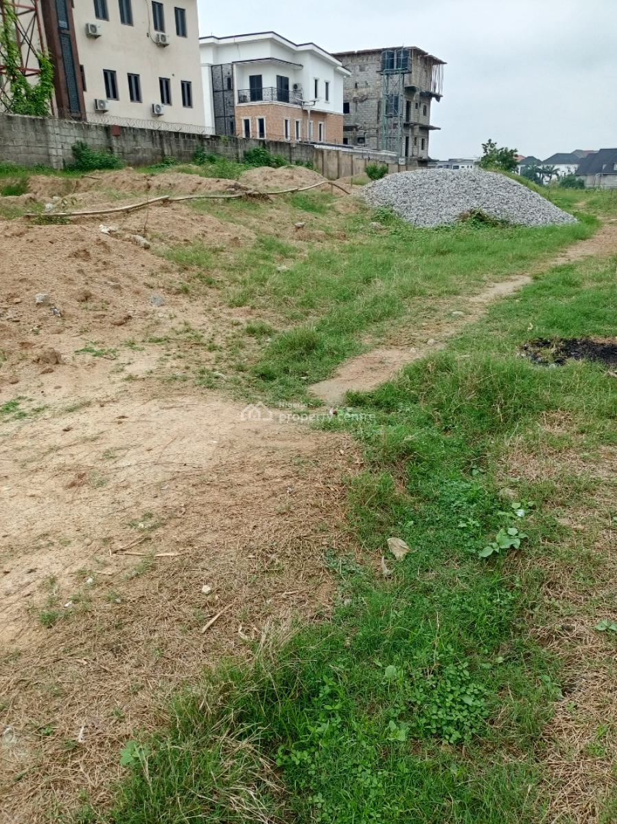 Residential Land.   Flat Land.   Fully Developed Area, Buildable and L, Along Living Faith Church,by Bon Hotel, Jahi, Abuja, Residential Land for Sale