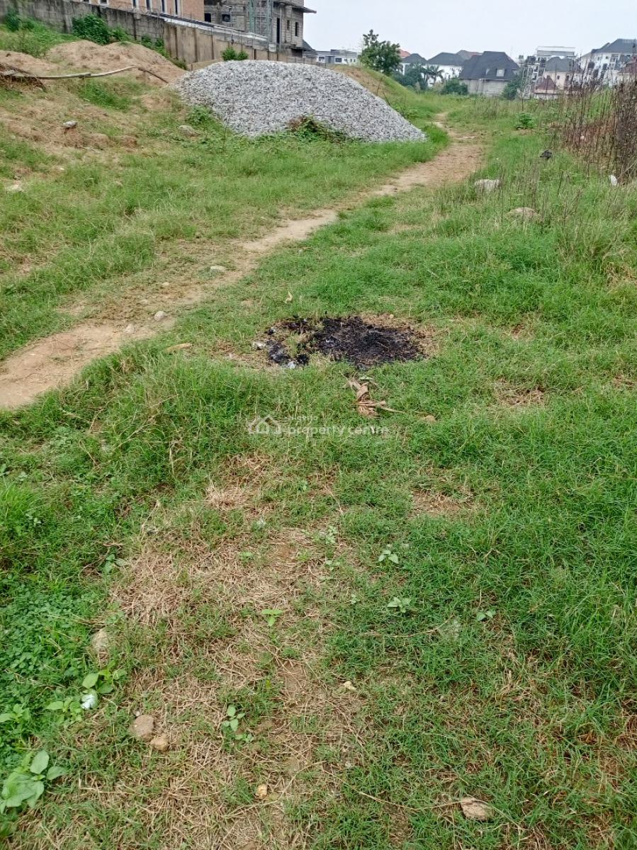 Residential Land.   Flat Land.   Fully Developed Area, Buildable and L, Along Living Faith Church,by Bon Hotel, Jahi, Abuja, Residential Land for Sale