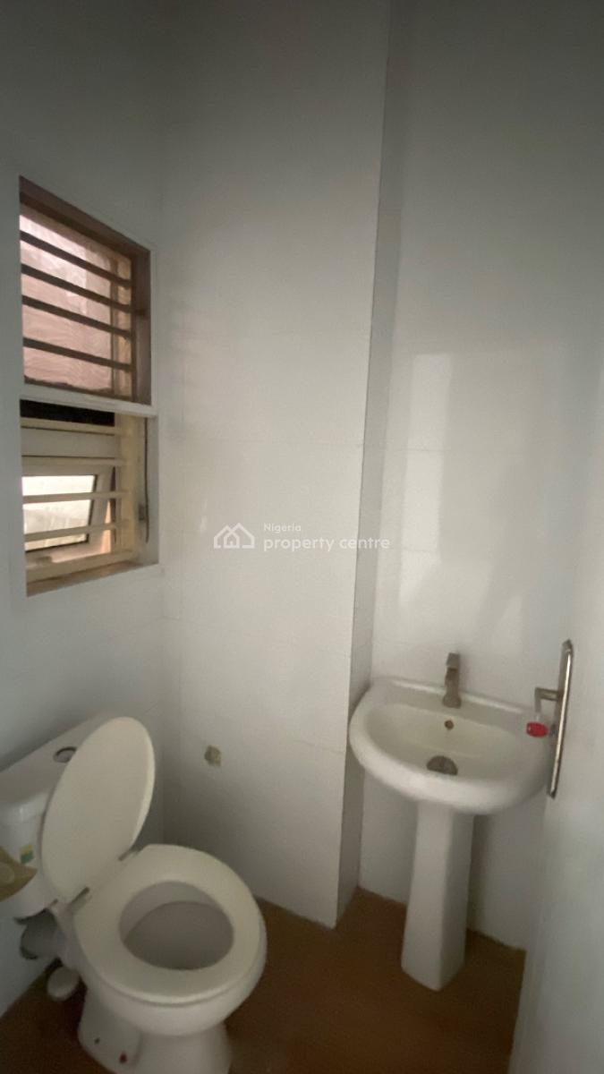 Luxury 3 Bedroom Flat + Bq, Gilmore, Jahi, Abuja, Flat / Apartment for Rent