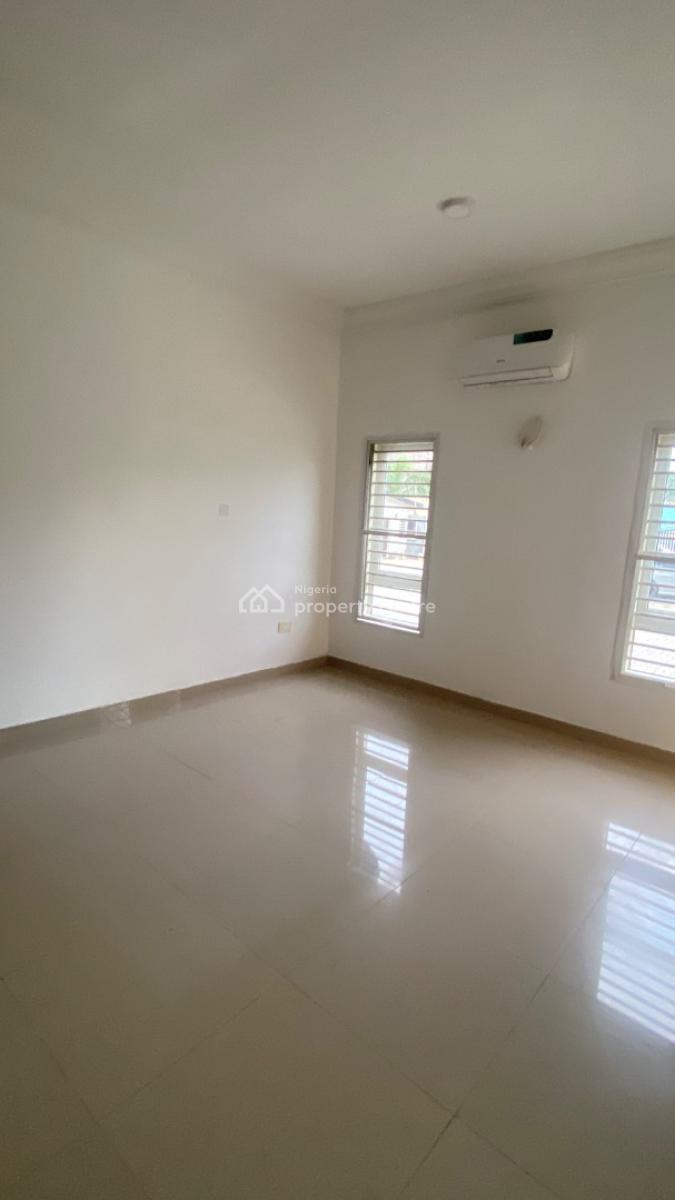Luxury 3 Bedroom Flat + Bq, Gilmore, Jahi, Abuja, Flat / Apartment for Rent