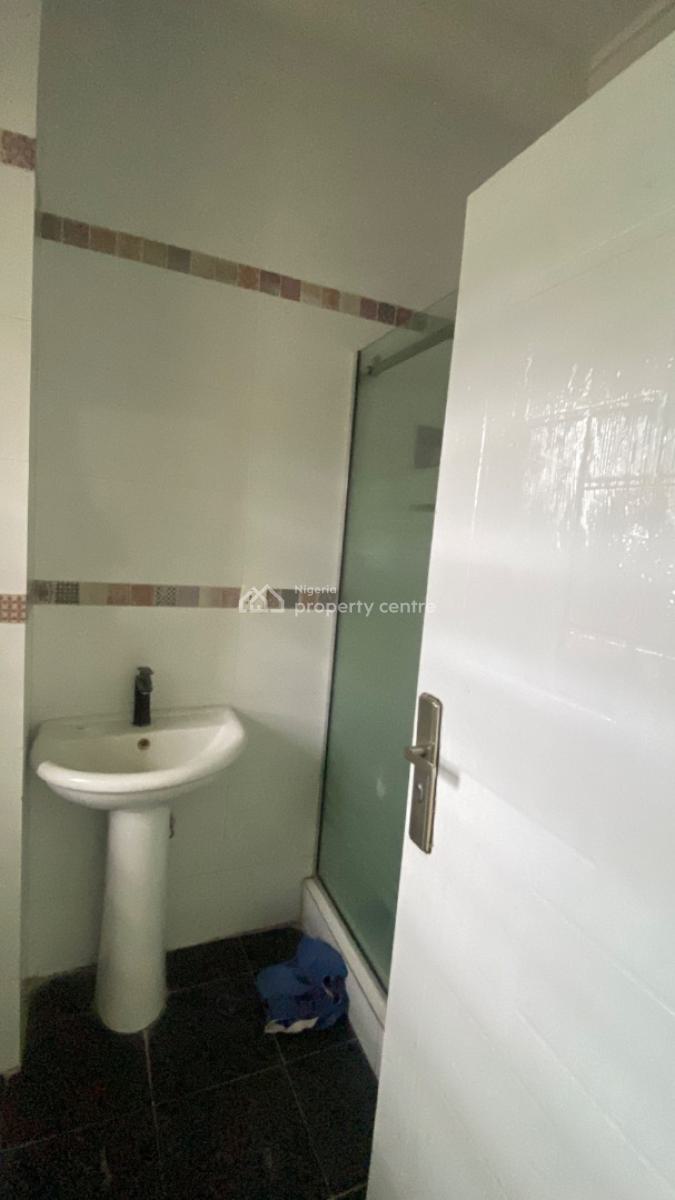 Luxury 3 Bedroom Flat + Bq, Gilmore, Jahi, Abuja, Flat / Apartment for Rent