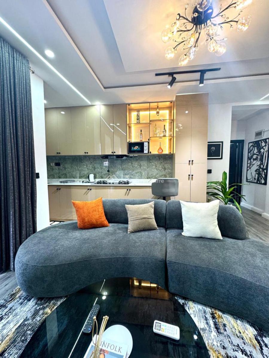 Luxe One Bedroom with Ps5, Perfect for Photos, Ikate, Lekki, Lagos, Flat / Apartment Short Let