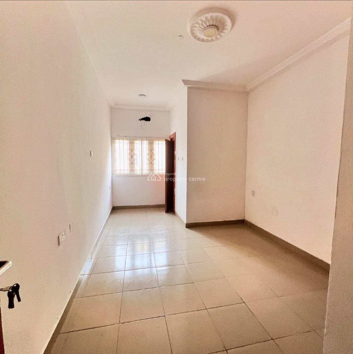 Spacious 3 Bedroom Terrace Duplex with a Room Bq, Lekki Phase 1, Lekki, Lagos, Terraced Duplex for Rent