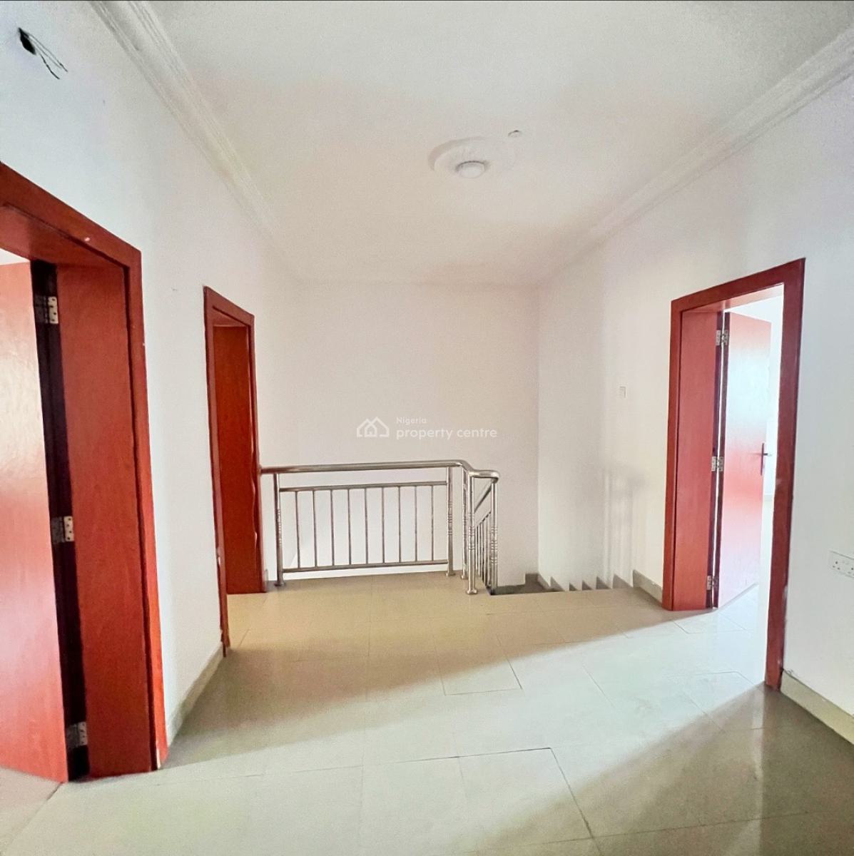 Spacious 3 Bedroom Terrace Duplex with a Room Bq, Lekki Phase 1, Lekki, Lagos, Terraced Duplex for Rent