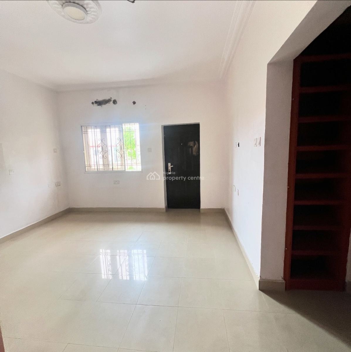 Spacious 3 Bedroom Terrace Duplex with a Room Bq, Lekki Phase 1, Lekki, Lagos, Terraced Duplex for Rent