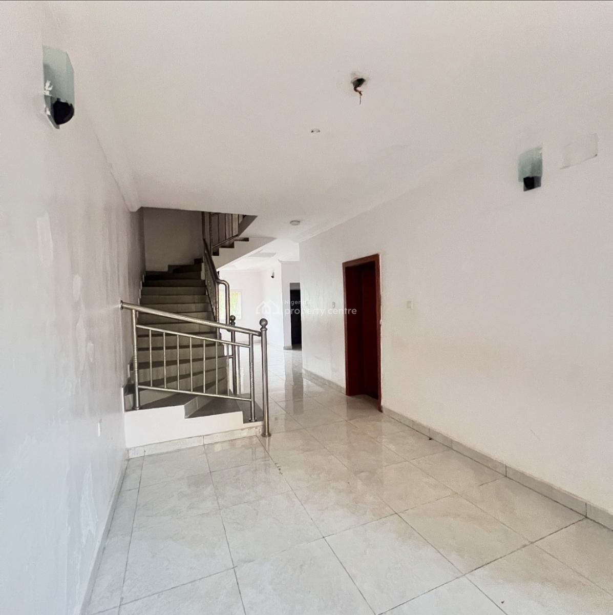 Spacious 3 Bedroom Terrace Duplex with a Room Bq, Lekki Phase 1, Lekki, Lagos, Terraced Duplex for Rent