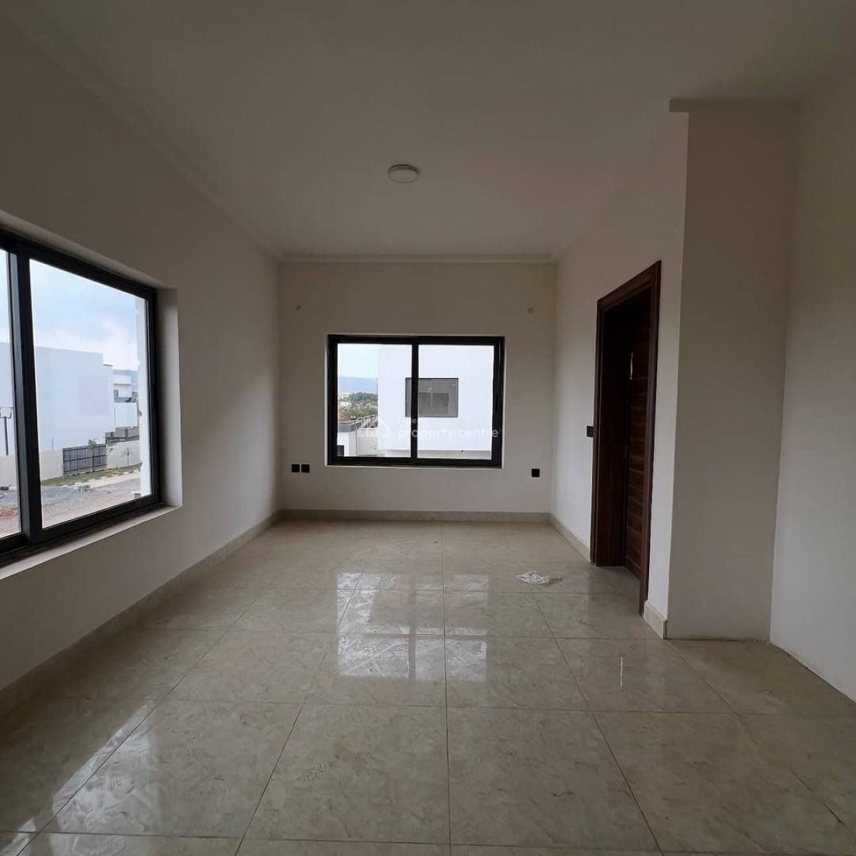 5bedrooms Semi Detached Duplex, Mabushi, Abuja, Semi-detached Duplex for Sale