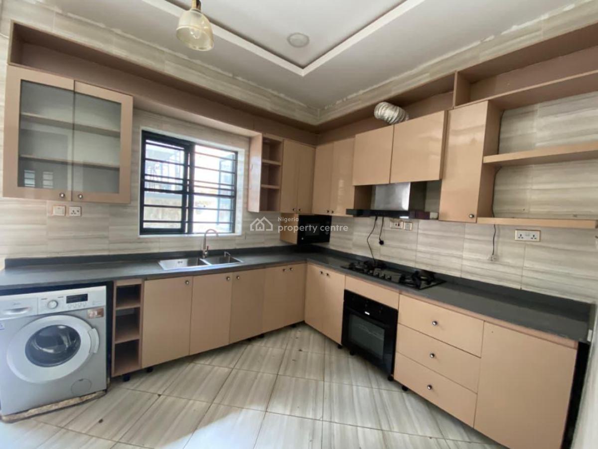 Self Serviced 4 Bedrooms Terrace Duplex, Orchid Road, Lekki Phase 2, Lekki, Lagos, Terraced Duplex for Rent