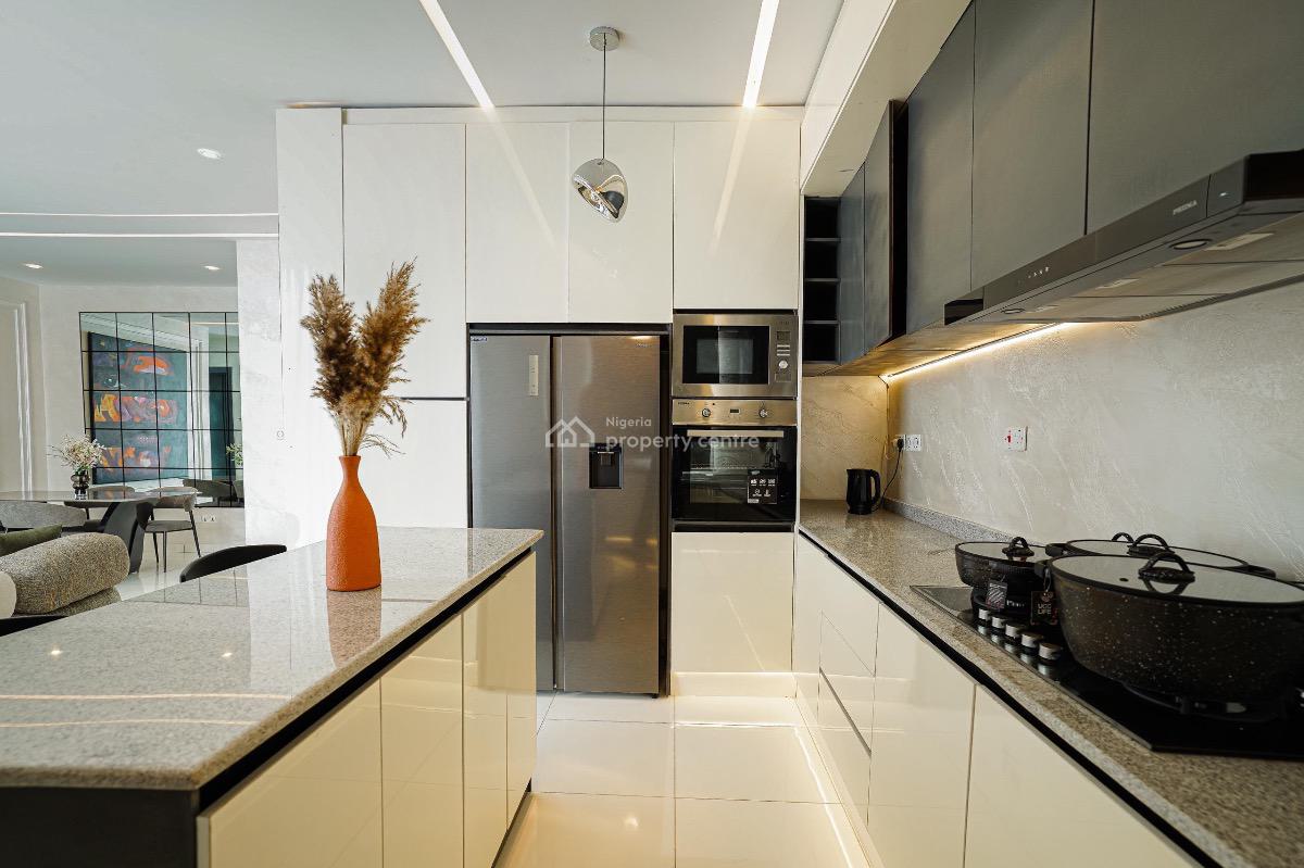Three (3) Bedrooms Apartment Self Compound with Ps5 Offers a Luxurious, Victoria Island (vi), Lagos, Flat / Apartment Short Let