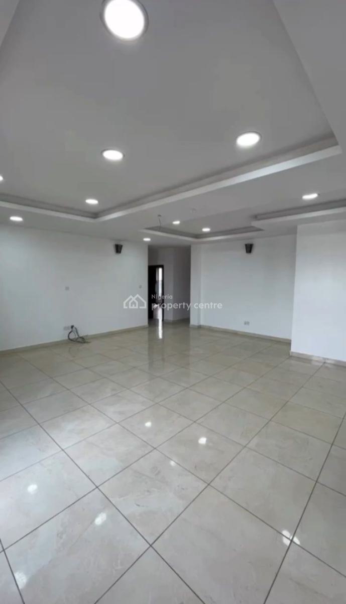 Serviced 3 Bedroom Apartment, 2nd Toll Gate, Lekki, Lagos, Flat / Apartment for Sale