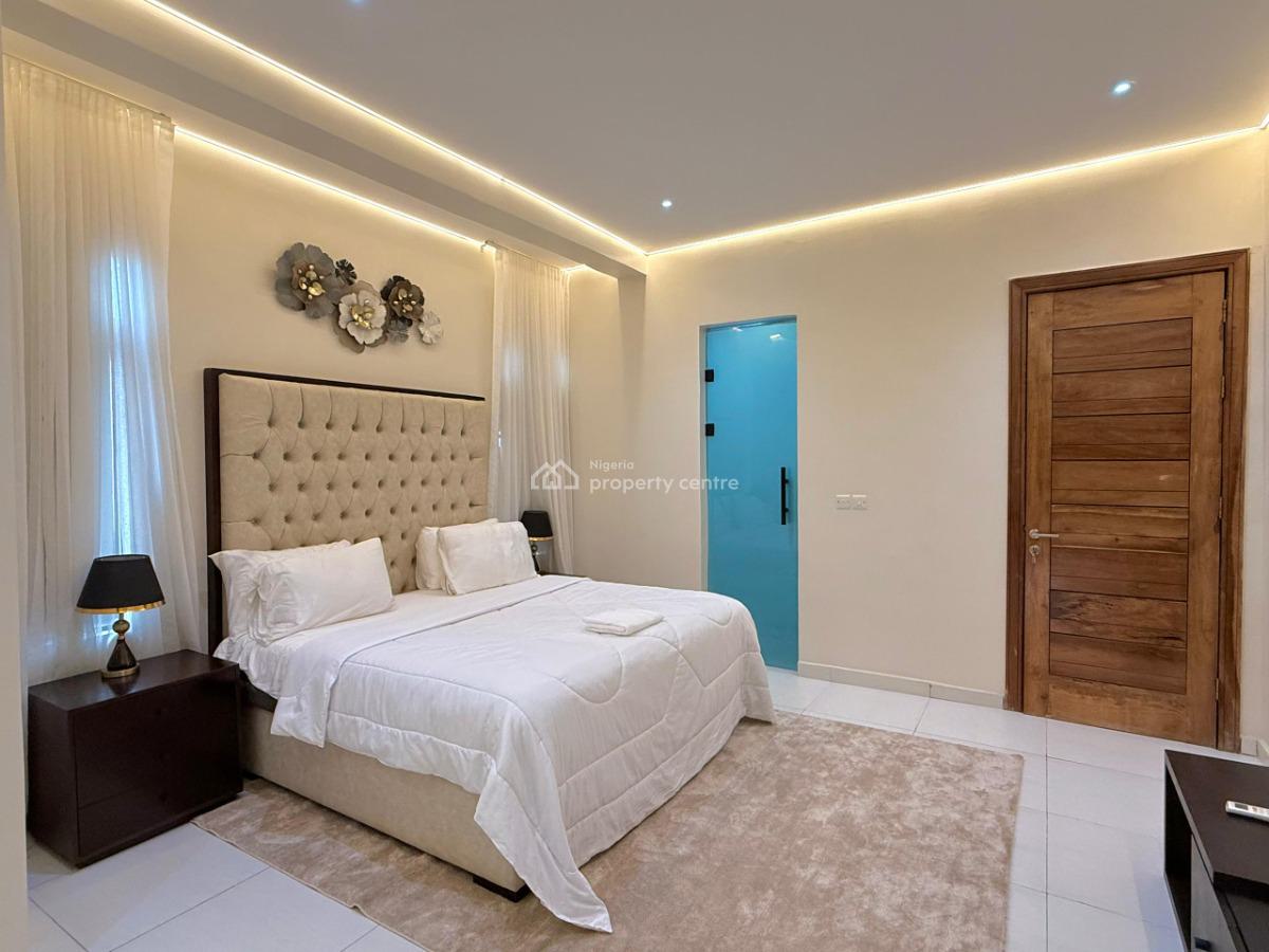 Cozy 2bedroom Apartment, Lekki Phase 1, Lekki, Lagos, Flat / Apartment Short Let