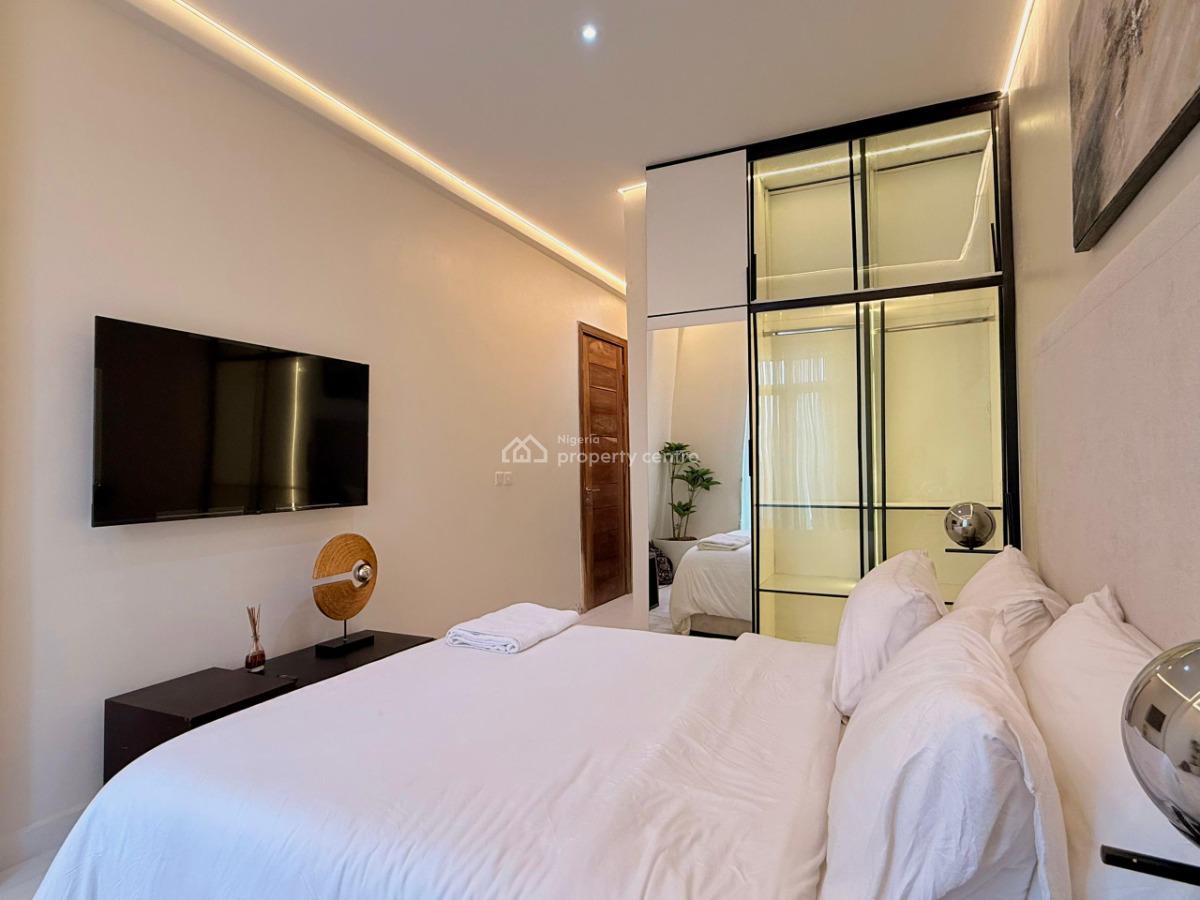 Cozy 2bedroom Apartment, Lekki Phase 1, Lekki, Lagos, Flat / Apartment Short Let