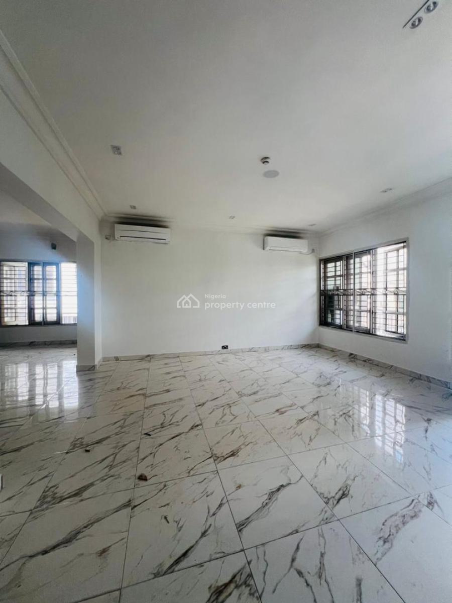 Well Built 3 Bedrooom Flat Now Available, Ikoyi, Lagos, Flat / Apartment for Rent
