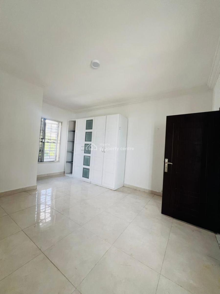 Well Built 3 Bedrooom Flat Now Available, Ikoyi, Lagos, Flat / Apartment for Rent