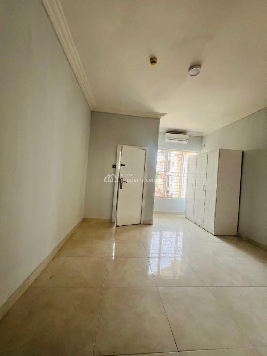 Well Built 3 Bedrooom Flat Now Available, Ikoyi, Lagos, Flat / Apartment for Rent