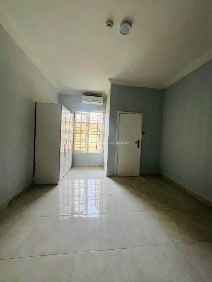 Well Built 3 Bedrooom Flat Now Available, Ikoyi, Lagos, Flat / Apartment for Rent