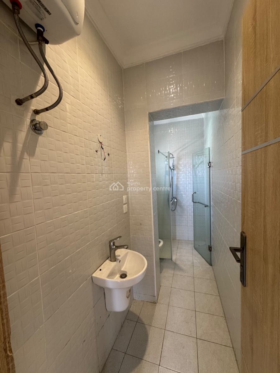 𝐌𝐀𝐈𝐍𝐓𝐀𝐈𝐍𝐄𝐃 𝐒𝐄𝐑𝐕𝐈𝐂𝐄𝐃 2 𝐁𝐄𝐃𝐑𝐎𝐎𝐌 𝐀𝐏𝐀𝐑𝐓𝐌𝐄nt, Ikate, Lekki, Lagos, Flat / Apartment for Rent