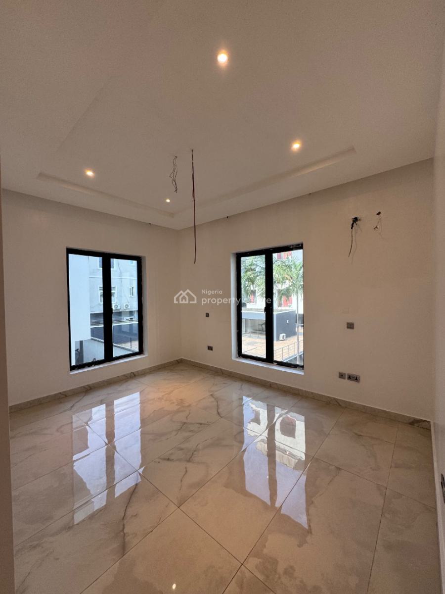 𝐍𝐄𝐖 4 𝐁𝐄𝐃𝐑𝐎𝐎𝐌 𝐒𝐄𝐌𝐈 𝐃𝐄𝐓𝐀𝐂𝐇𝐄𝐃 𝐃𝐔𝐏𝐋𝐄𝐗, Victoria Island (vi), Lagos, Semi-detached Duplex for Rent