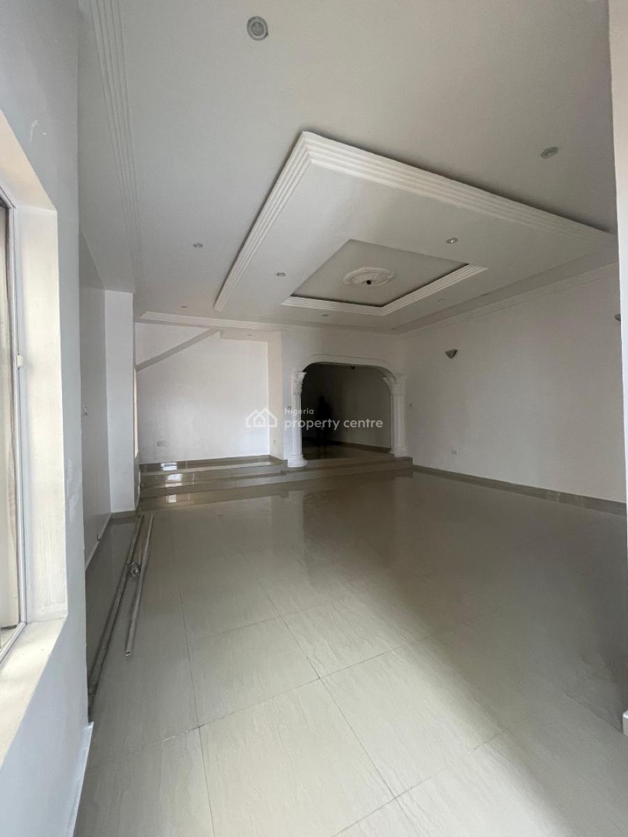 4 Bedroom Semi Detached with a Room Bq, Crown Estate, Sangotedo, Ajah, Lagos, Semi-detached Duplex for Rent