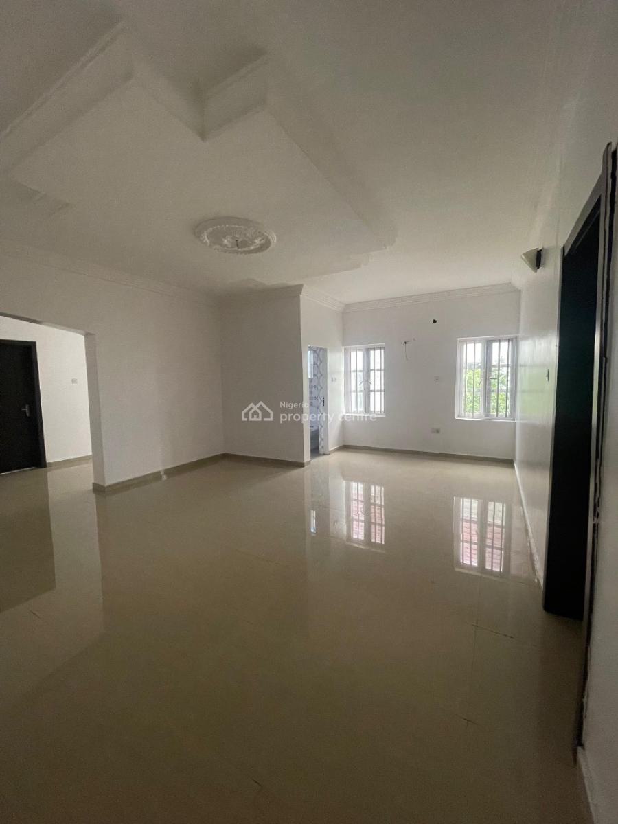 4 Bedroom Semi Detached with a Room Bq, Crown Estate, Sangotedo, Ajah, Lagos, Semi-detached Duplex for Rent