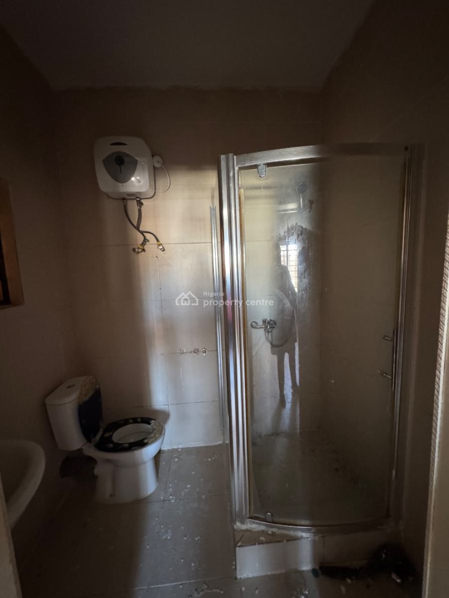 𝐖𝐄𝐋𝐋 𝐌𝐀𝐈𝐍𝐓𝐀𝐈𝐍𝐄𝐃 2 𝐁𝐄𝐃𝐑𝐎𝐎𝐌 𝐀𝐏𝐀𝐑𝐓𝐌𝐄𝐍𝐓, Victoria Island (vi), Lagos, Flat / Apartment for Rent