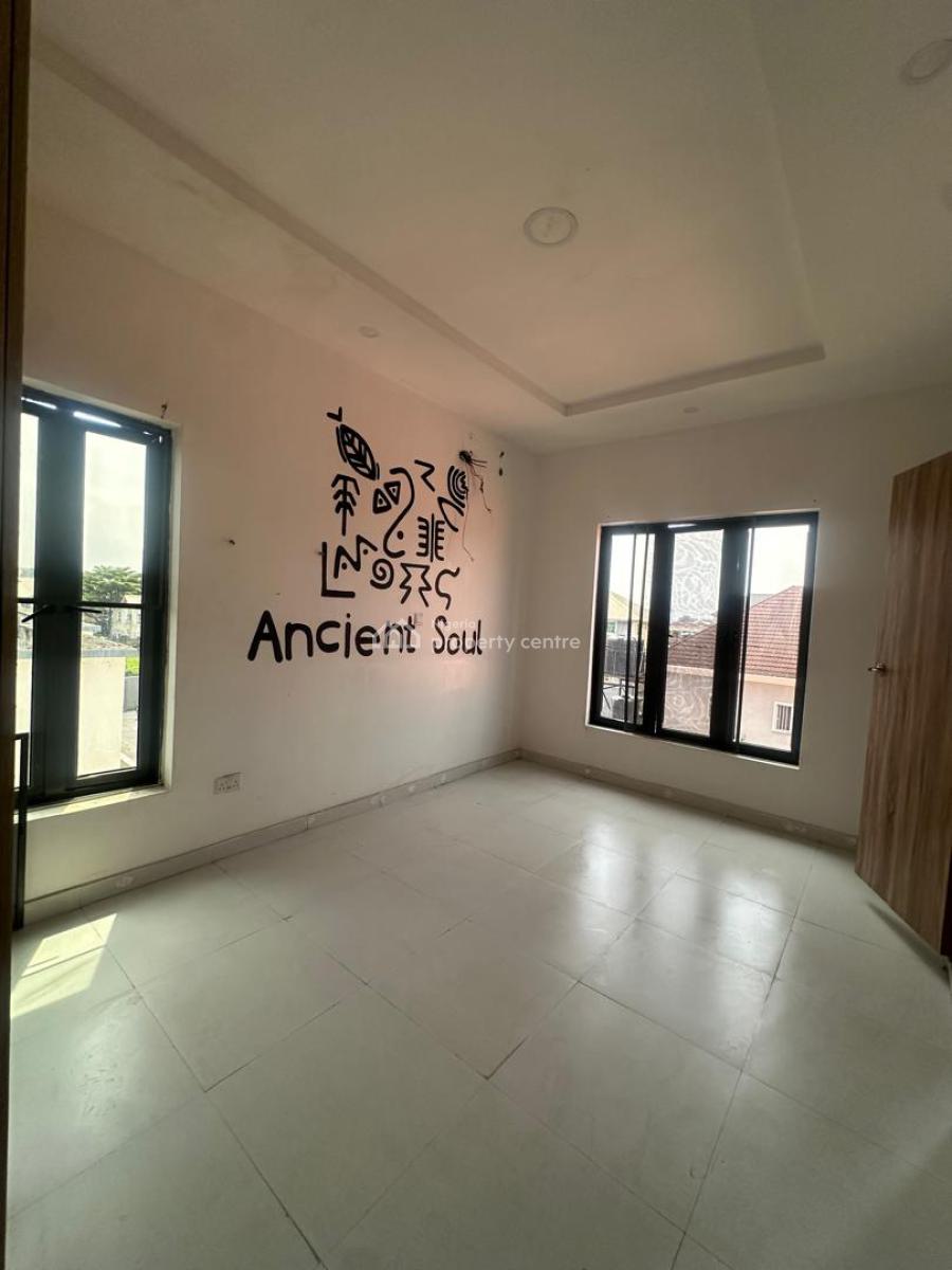 2 Bedroom Apartment Available, Agungi, Lekki, Lagos, Flat / Apartment for Rent
