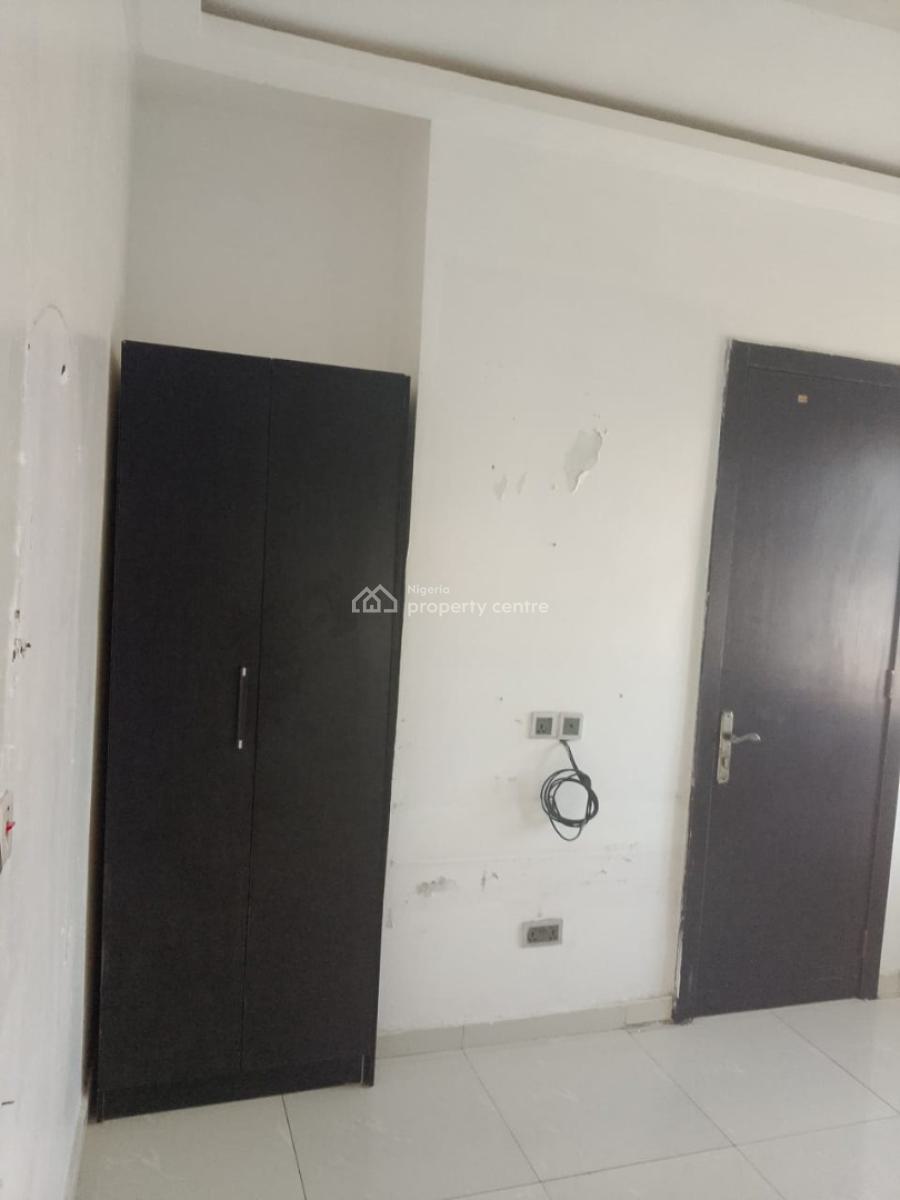 Well Maintained 2 Bedrooms Apartment, Salem, Ilasan, Lekki, Lagos, Flat / Apartment for Rent