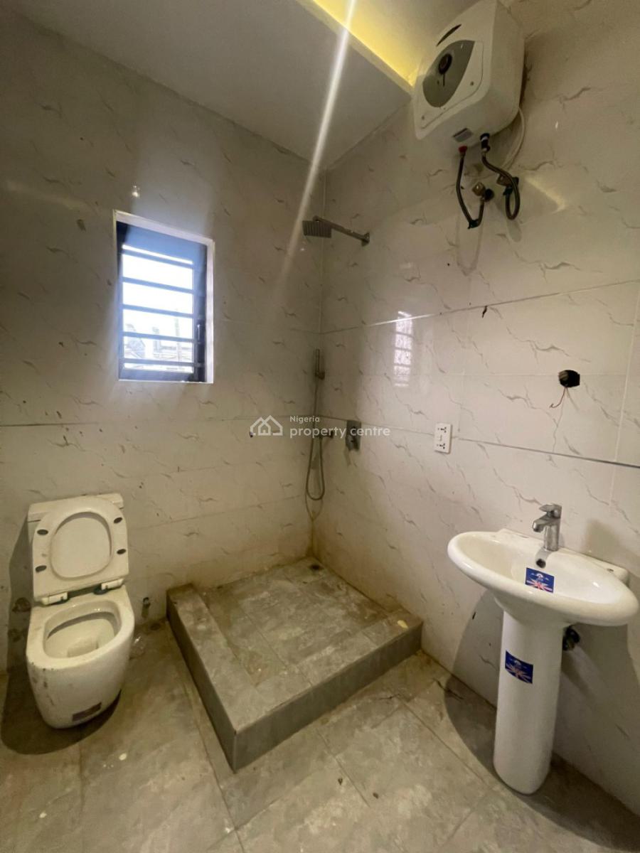 Luxury Spacious 1 Bedroom Mini Flat, Ologolo, Lekki, Lagos, Mini Flat (room and Parlour) for Rent