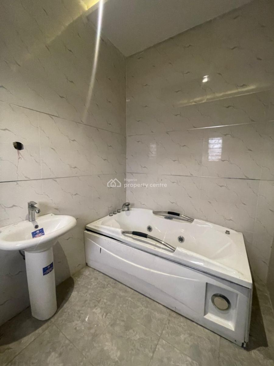 Luxury Spacious 1 Bedroom Mini Flat, Ologolo, Lekki, Lagos, Mini Flat (room and Parlour) for Rent