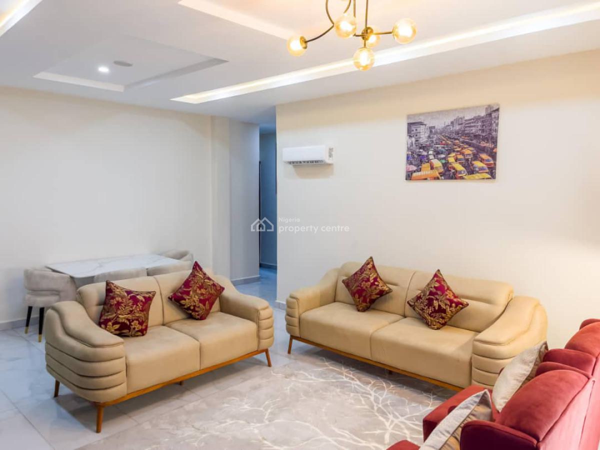 Spacious & Fully Serviced Unfurnished 3 Bedroom Apartment with Bq, Old Ikoyi, Ikoyi, Lagos, Flat / Apartment for Rent